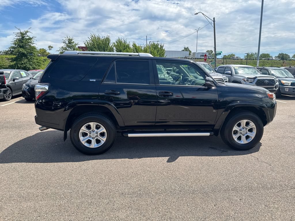 Used 2017 Toyota 4Runner SR5 Premium AWD/4WD image 10
