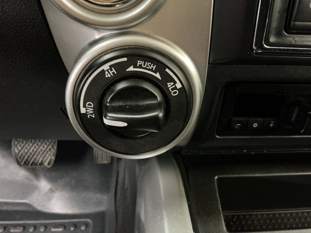 Used 2017 Nissan Titan PRO-4X image 33