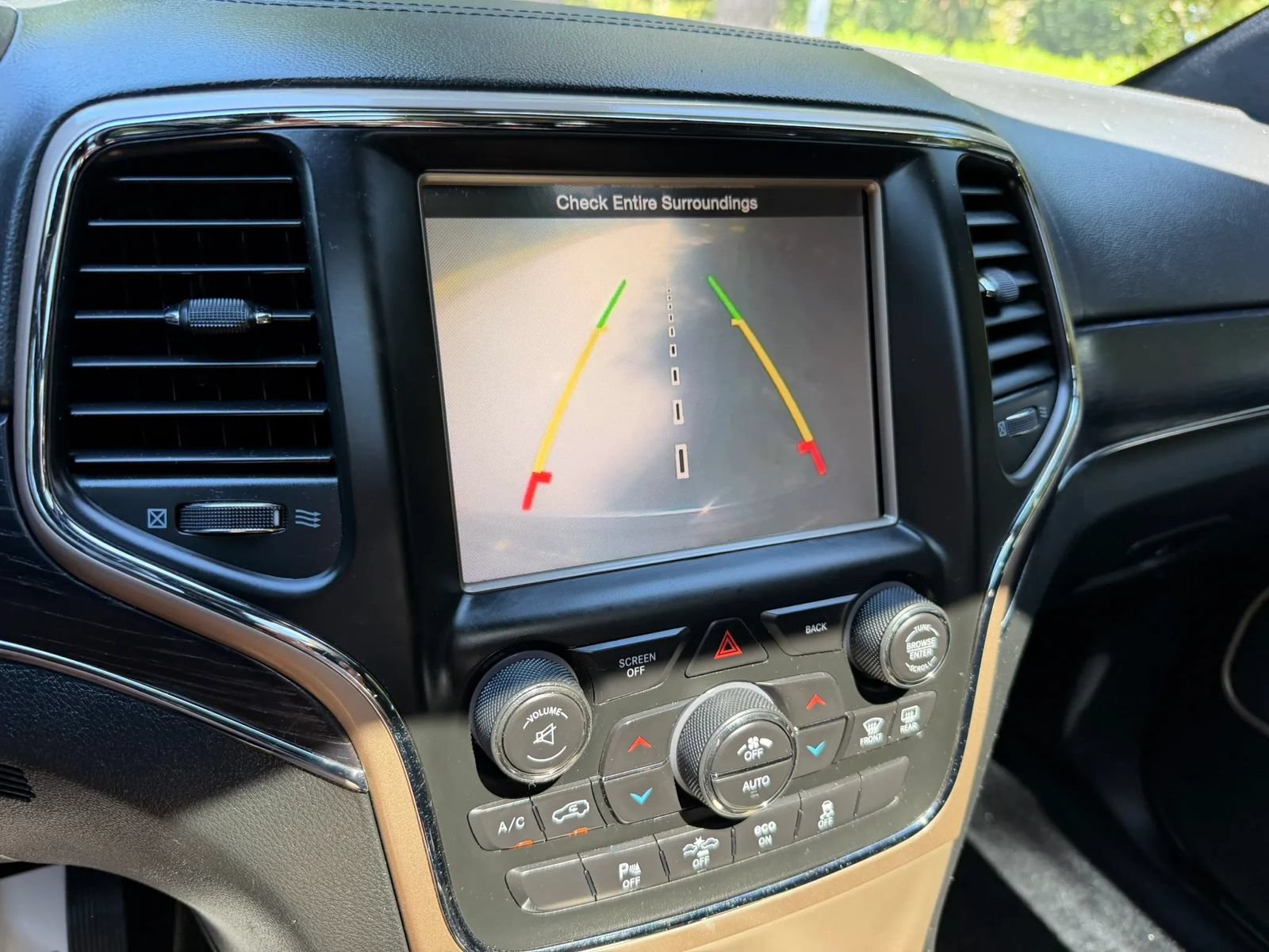 Used 2014 Jeep Grand Cherokee Summit AWD/4WD image 17