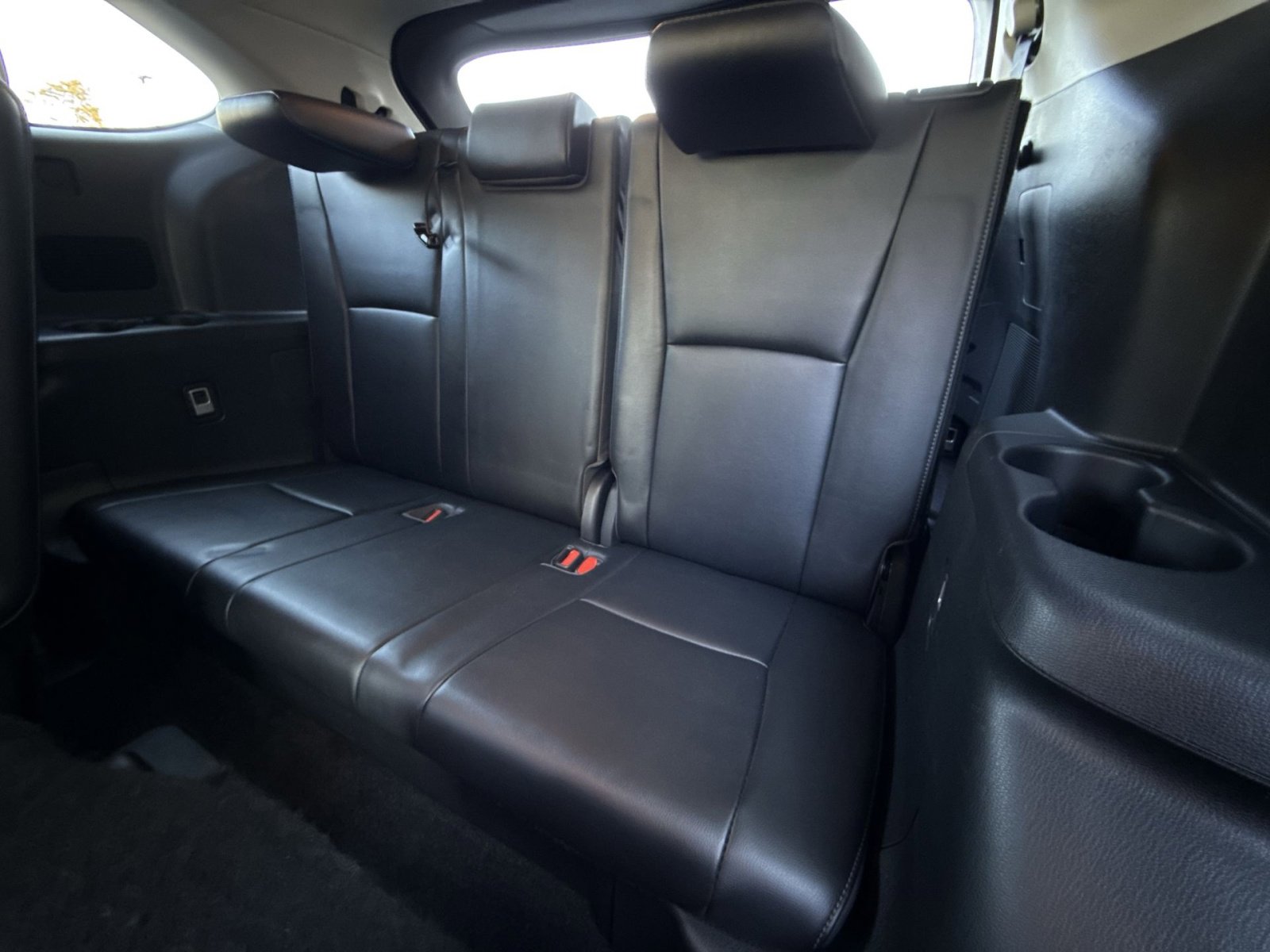 Used 2023 Toyota Highlander Limited image 25