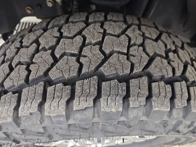 Used 2019 Ford F350 Lariat w/ Chrome Package image 25