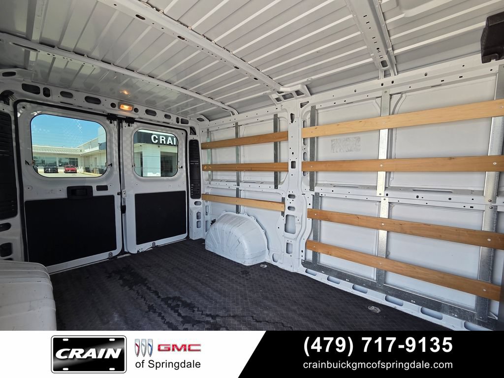 Used 2025 RAM ProMaster 2500 w/ U-Haul Equipment Group FWD image 26