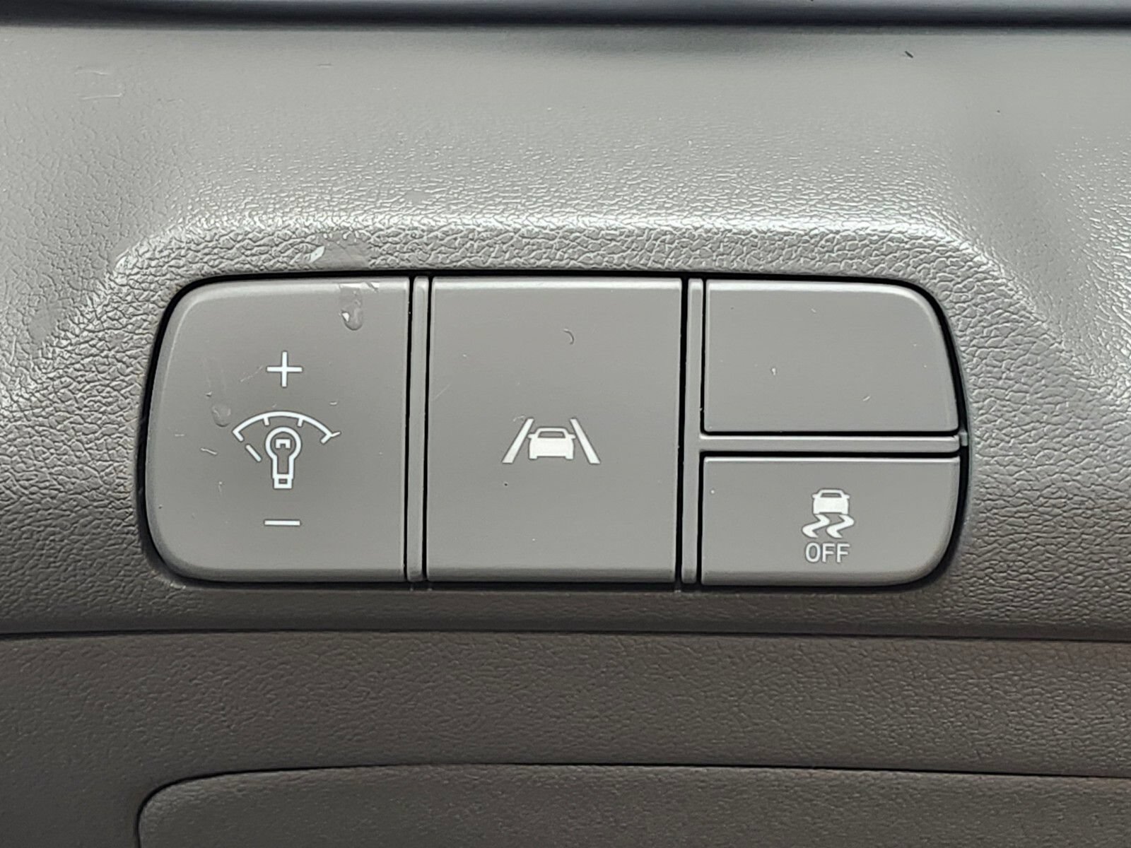 Certified 2023 Hyundai Elantra SEL FWD image 22