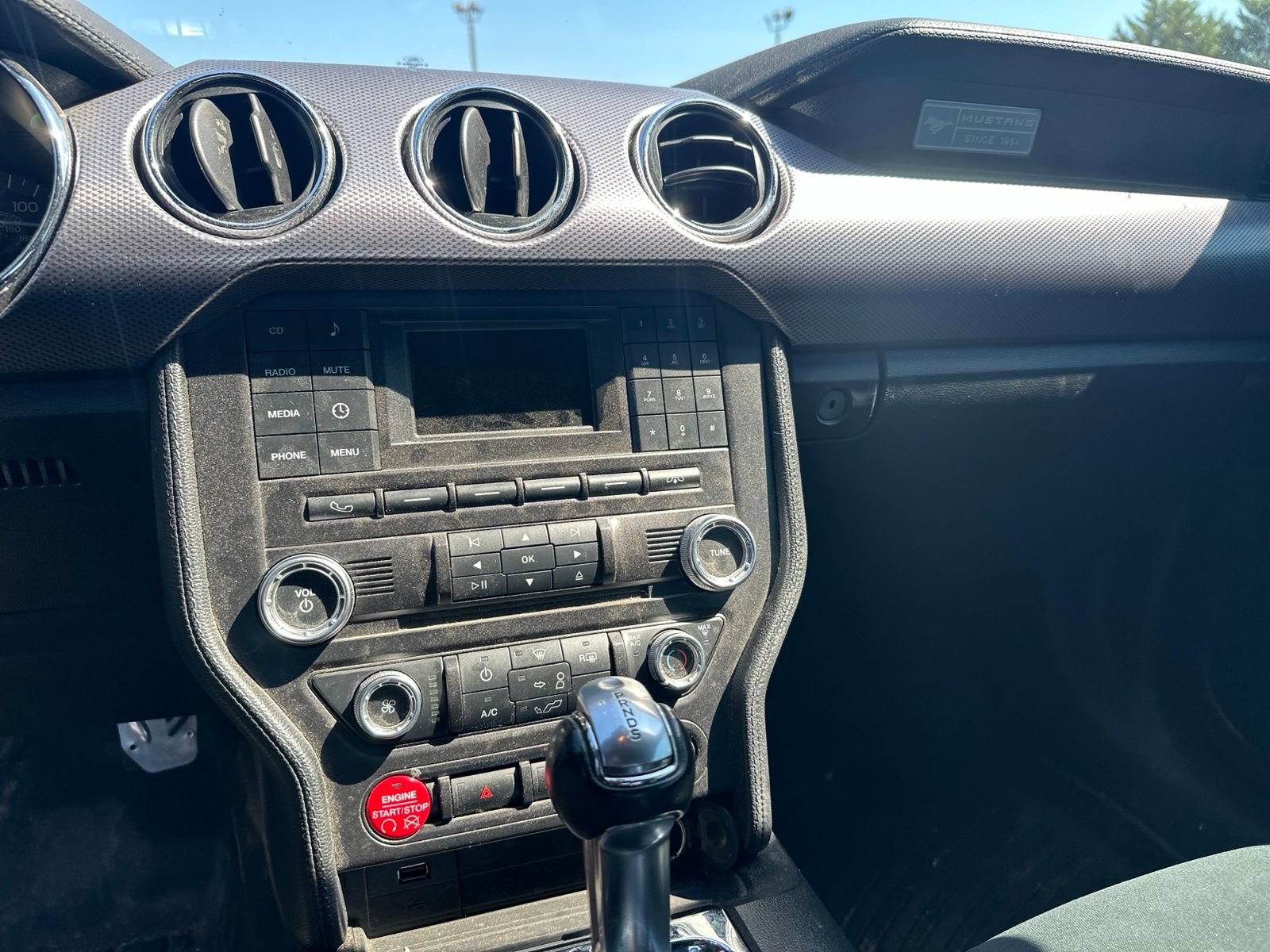 Used 2017 Ford Mustang Coupe RWD image 10