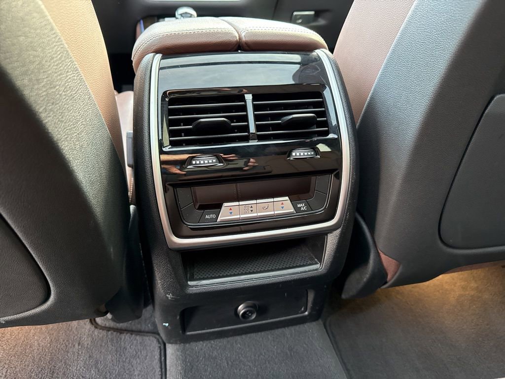 Used 2020 BMW X5 sDrive40i w/ Premium Package image 17