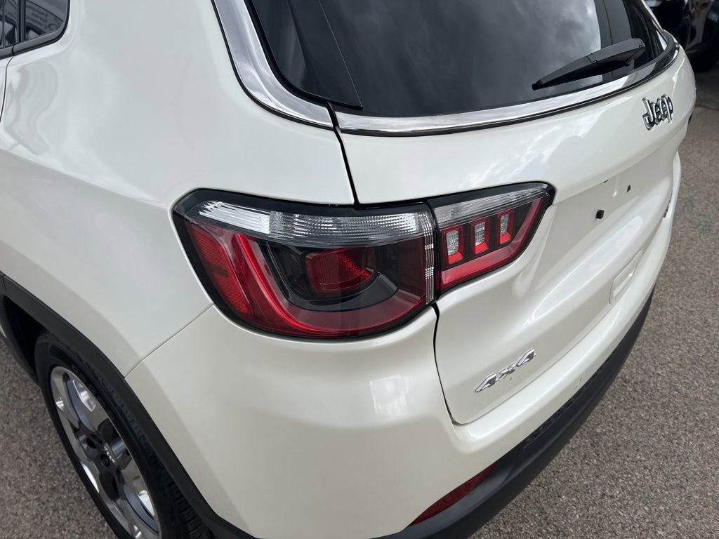 Used 2021 Jeep Compass Limited image 34