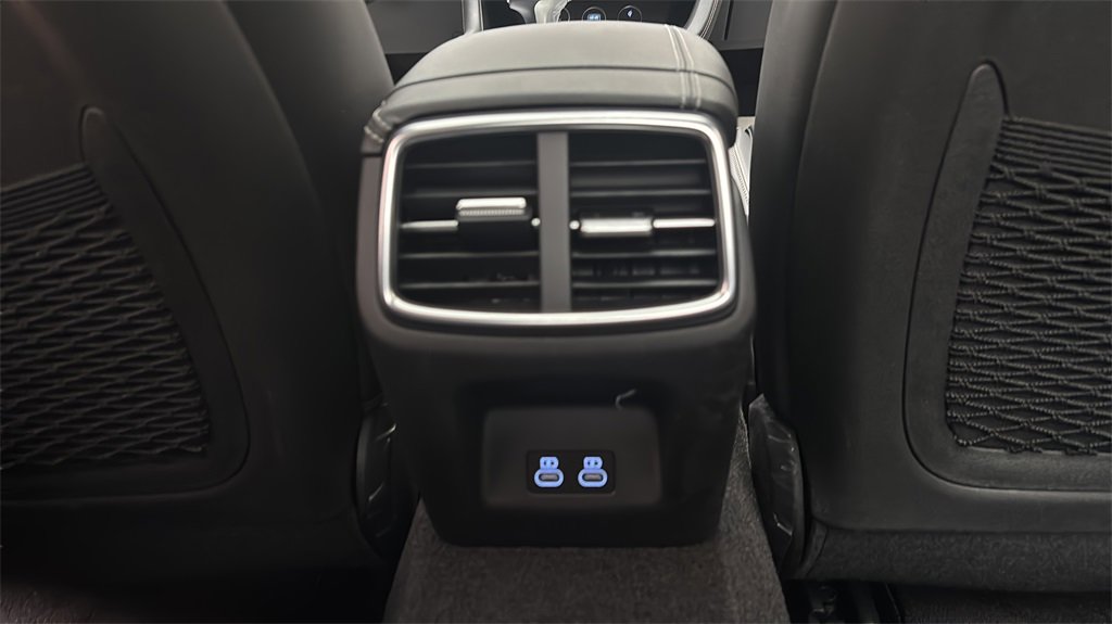 New 2026 Genesis G70 2.5T Prestige image 11