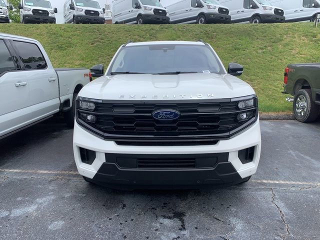 New 2025 Ford Expedition Active RWD image 3