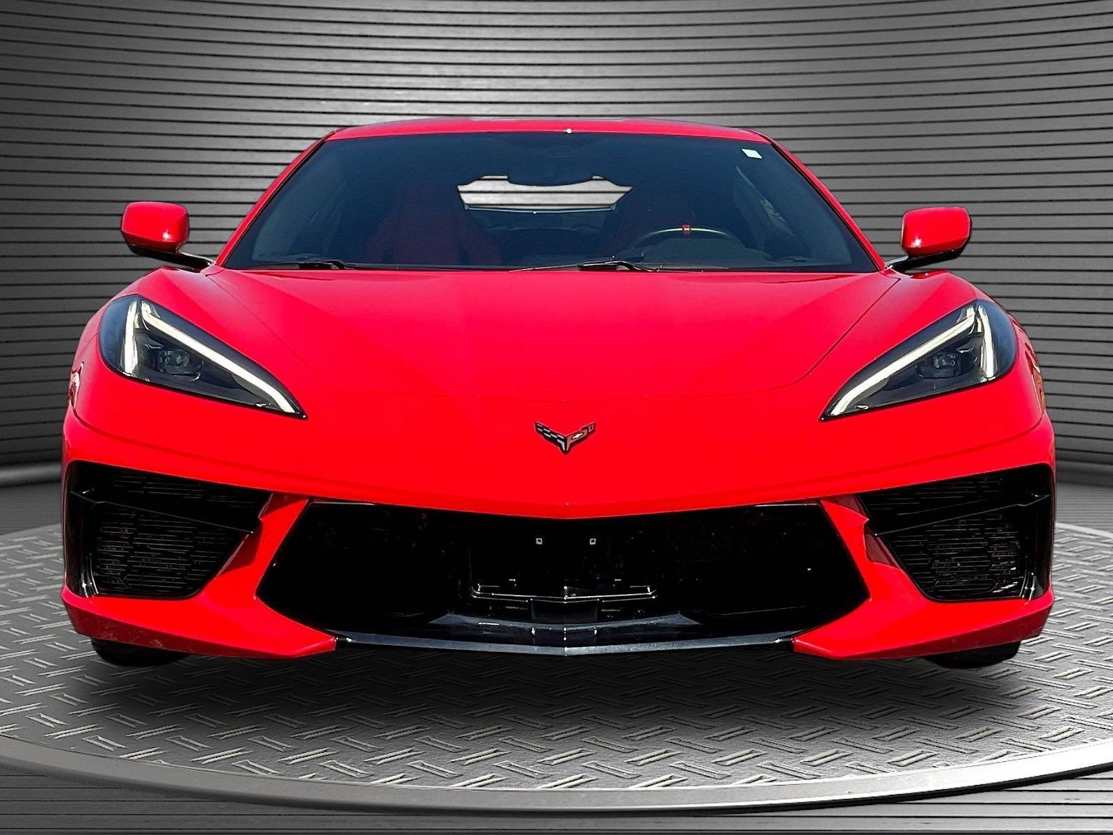 Used 2022 Chevrolet Corvette Stingray Coupe w/ 1LT RWD image 2