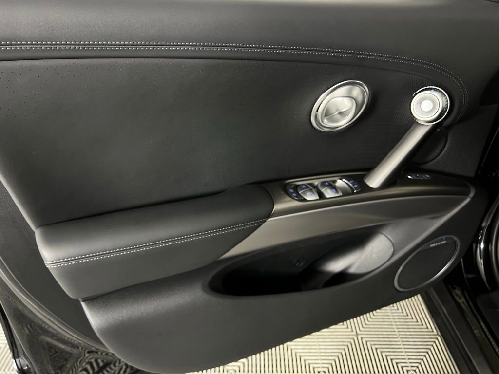 Used 2025 Genesis GV60 Advanced image 27