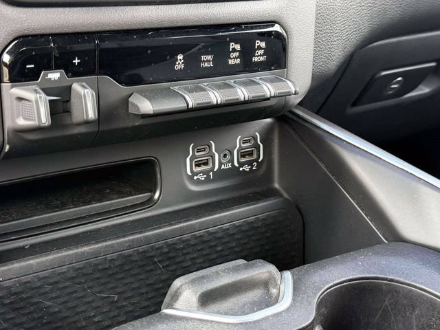 Used 2022 RAM 1500 Big Horn AWD/4WD image 34