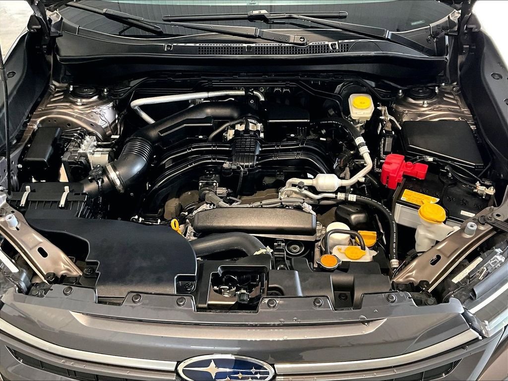 Used 2025 Subaru Forester Premium AWD/4WD image 28