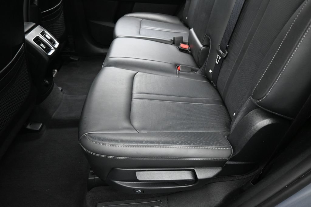 Used 2024 Kia Sorento S FWD image 35