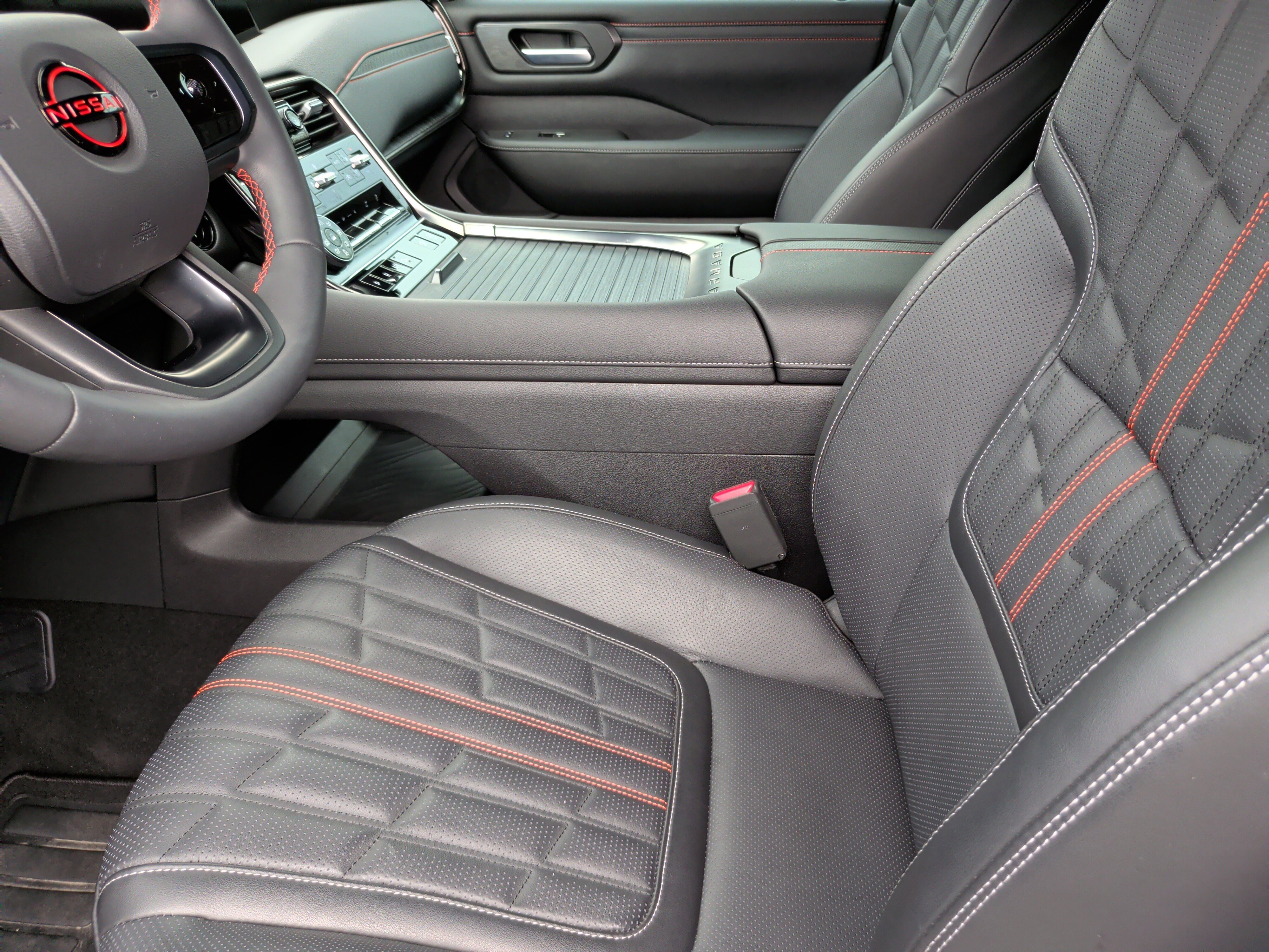 Used 2025 Nissan Armada PRO-4X w/ Pro-4X Premium Package image 25