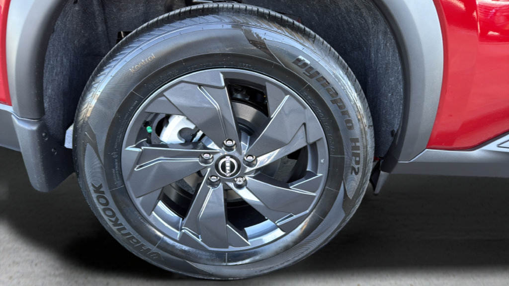 New 2026 Nissan Rogue SV AWD/4WD image 33