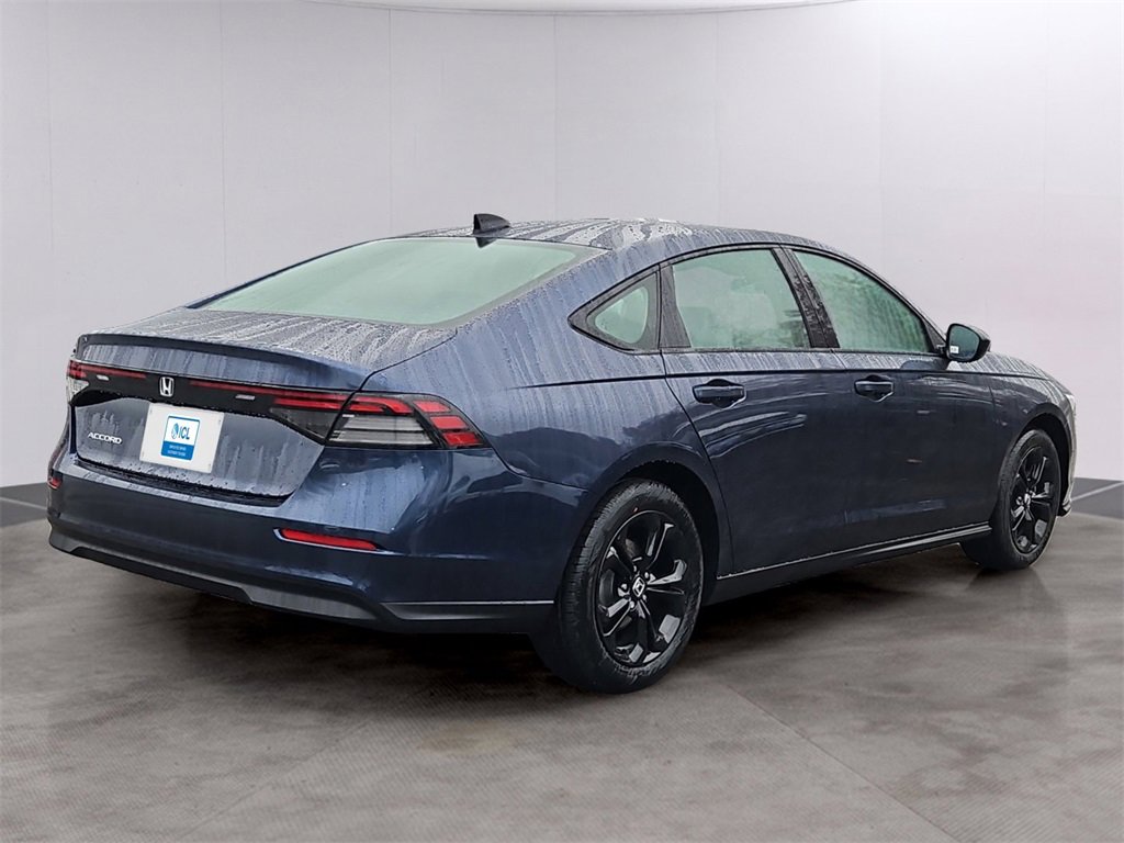 New 2025 Honda Accord SE image 3