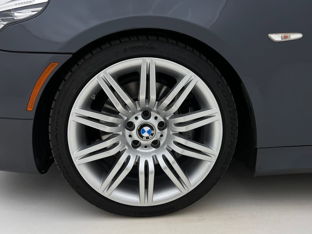 Used 2008 BMW 550i Sedan image 25