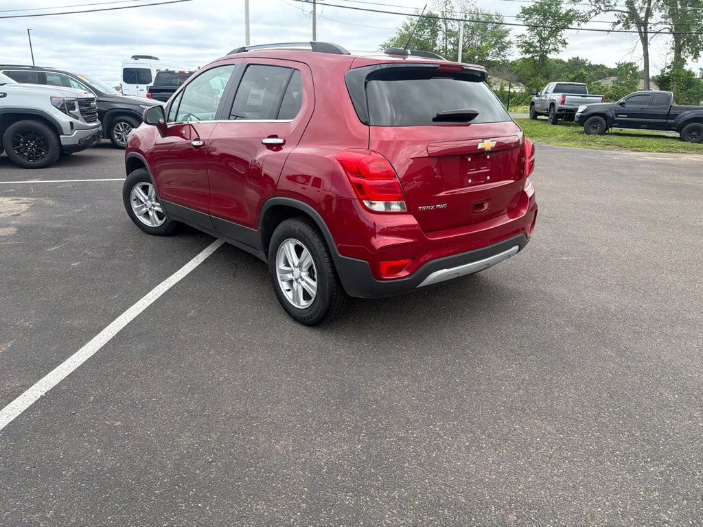 Used 2020 Chevrolet Trax LT w/ LT Convenience Package AWD/4WD image 5
