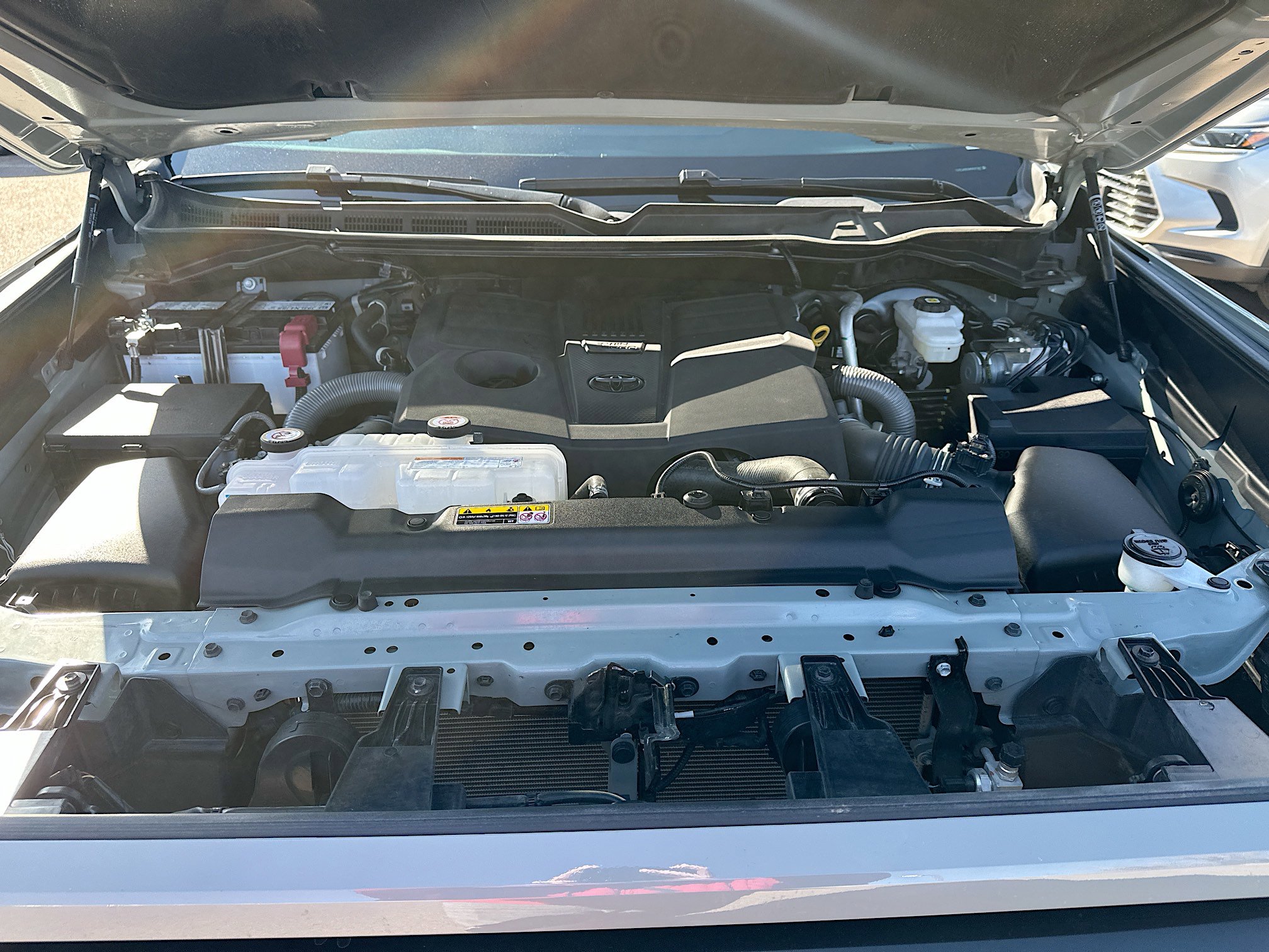 Used 2024 Toyota Tundra SR5 w/ SR5 Premium Package AWD/4WD image 34