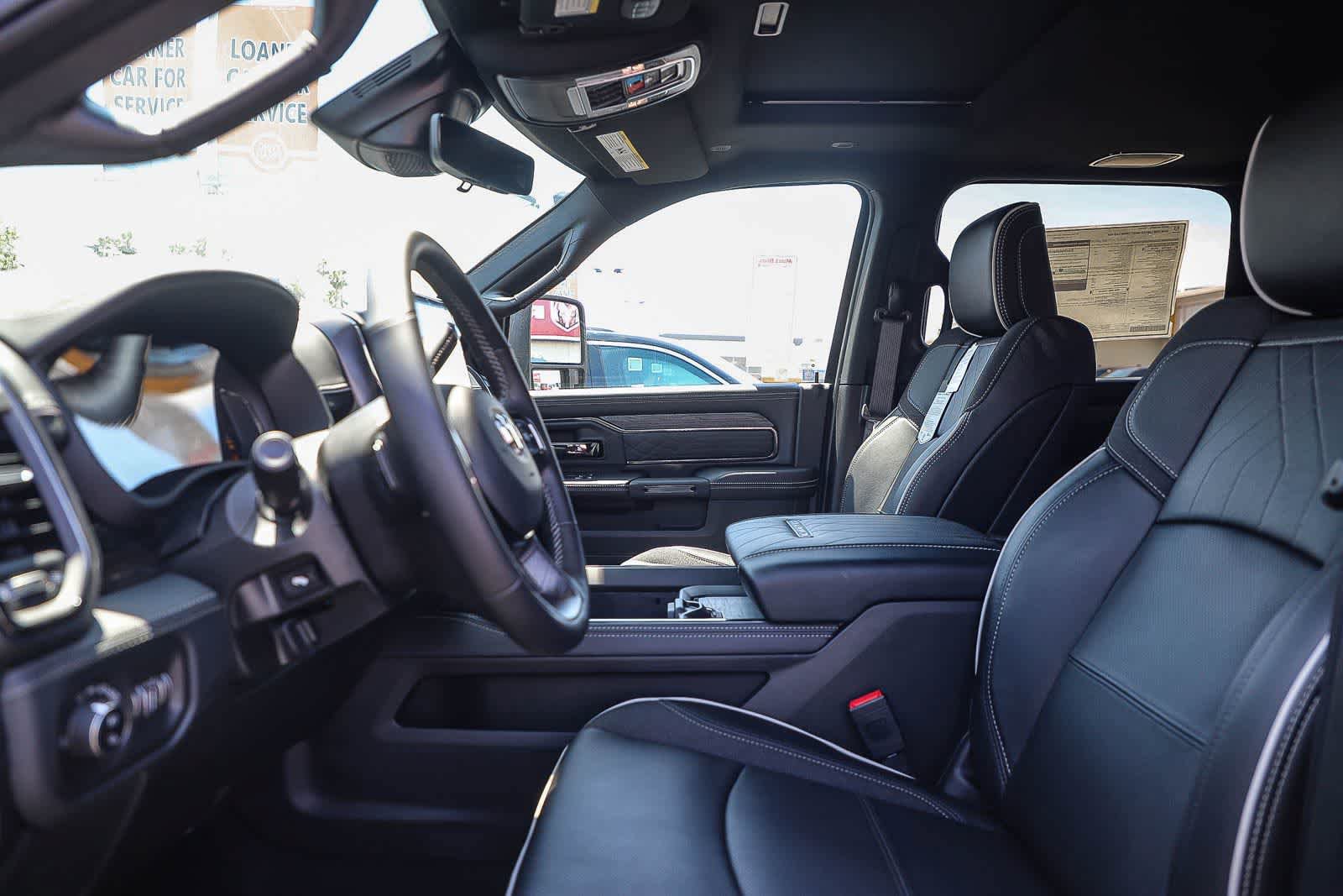 New 2026 RAM 2500 Limited AWD/4WD image 17