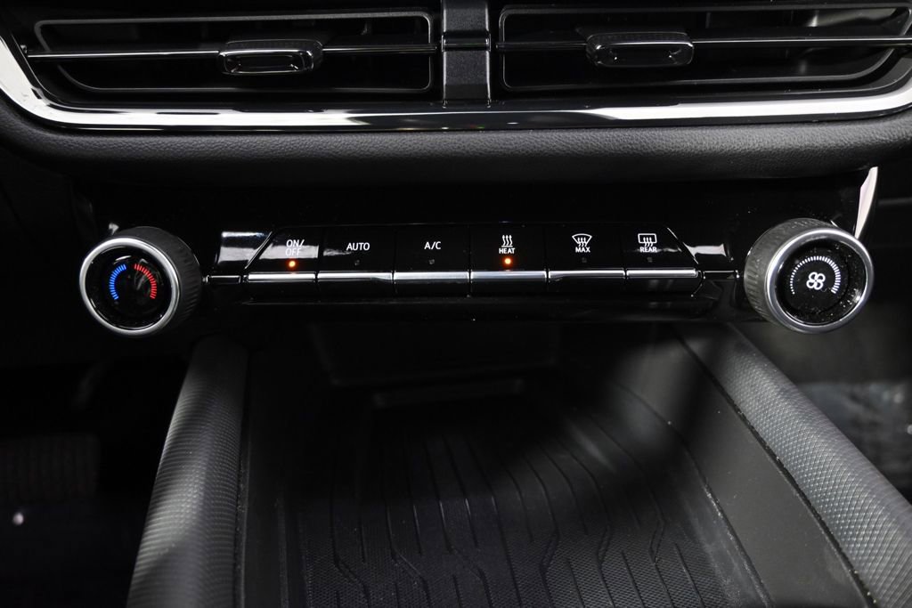 Used 2024 Chevrolet Equinox EV RS w/ Active Safety Package 3 image 30