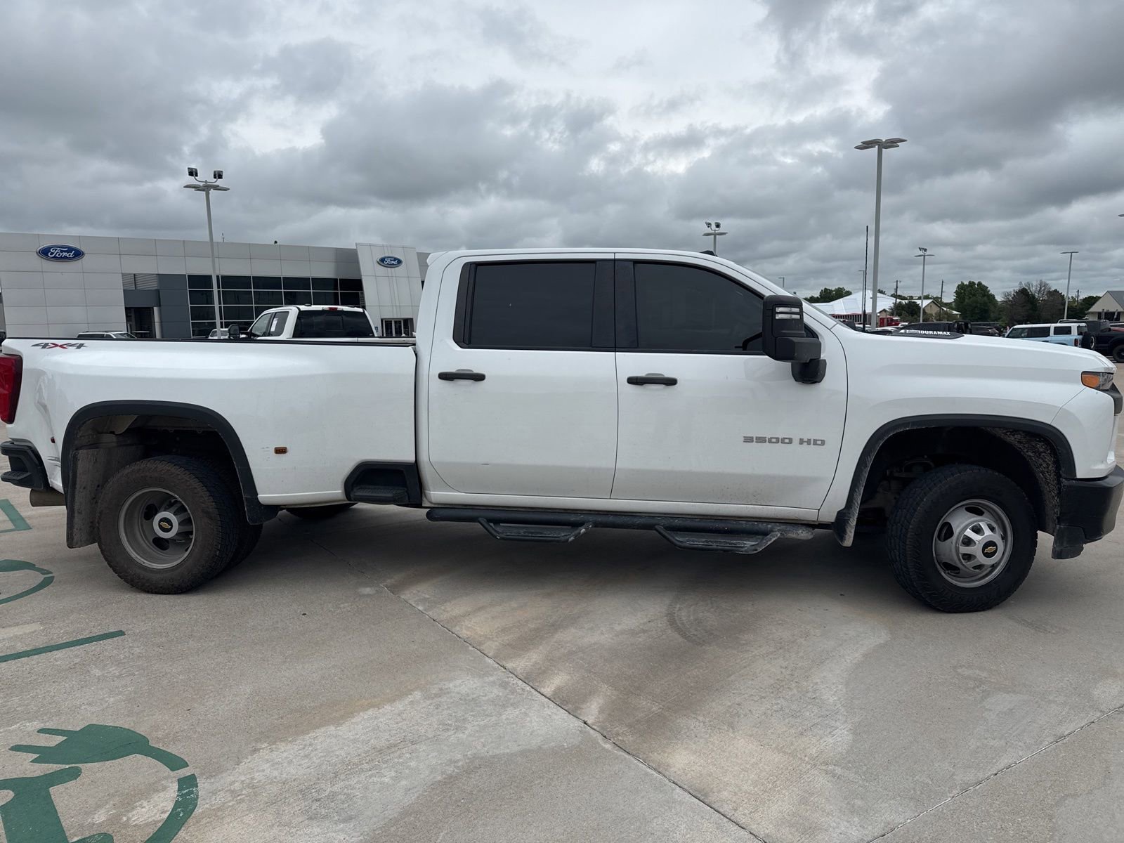 Used 2020 Chevrolet Silverado 3500 W/T w/ WT Convenience Package AWD/4WD image 2