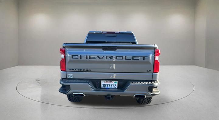Used 2020 Chevrolet Silverado 1500 LT Trail Boss AWD/4WD image 3
