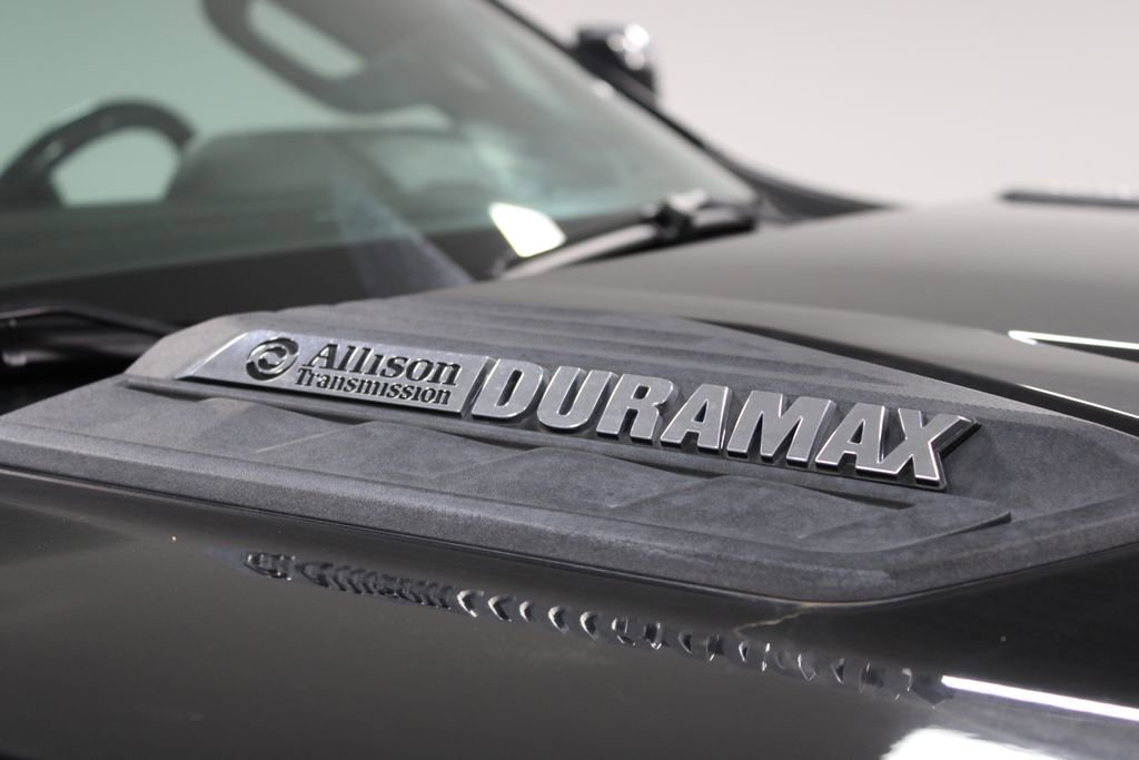 Used 2024 Chevrolet Silverado 2500 High Country w/ High Country Premium Package image 13