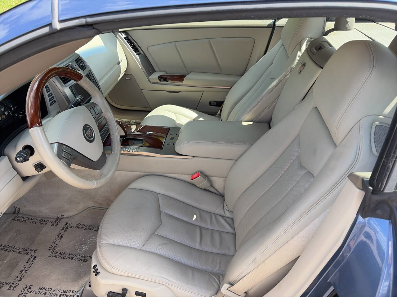 Used 2005 Cadillac XLR RWD image 21