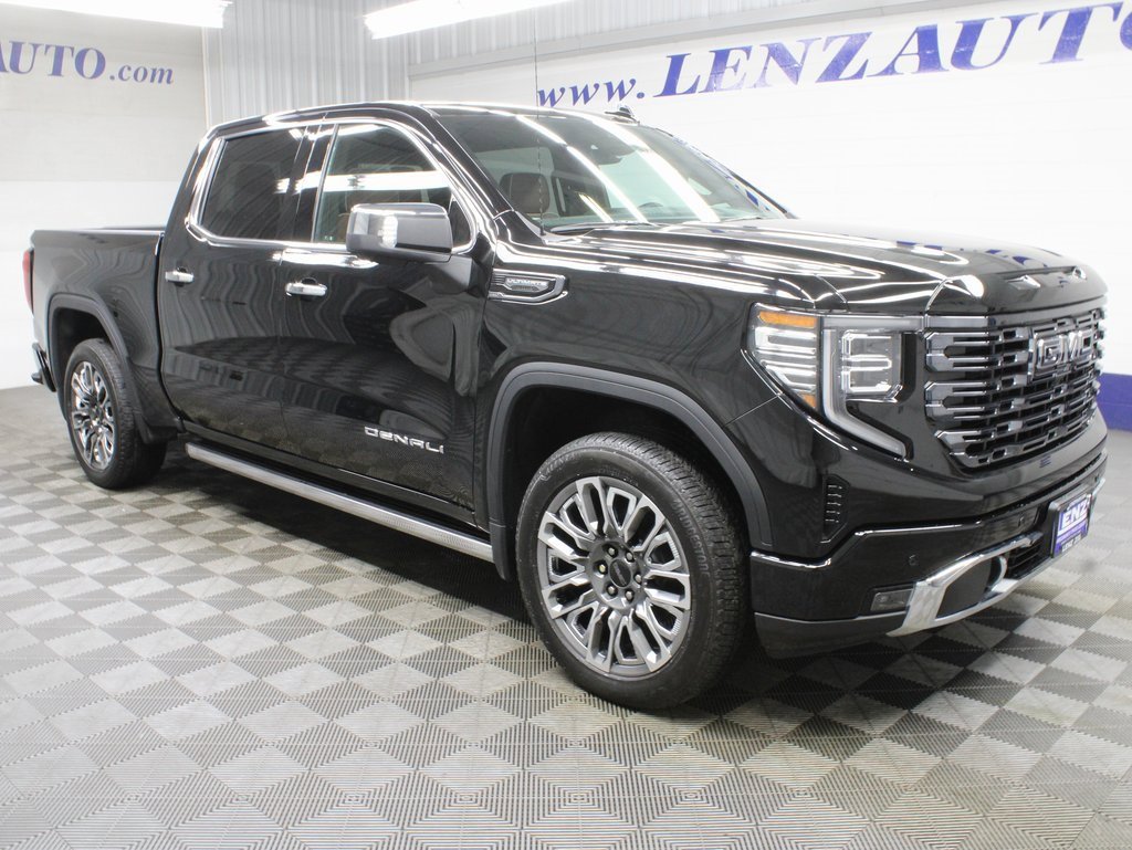 Used 2025 GMC Sierra 1500 Denali Ultimate image 3