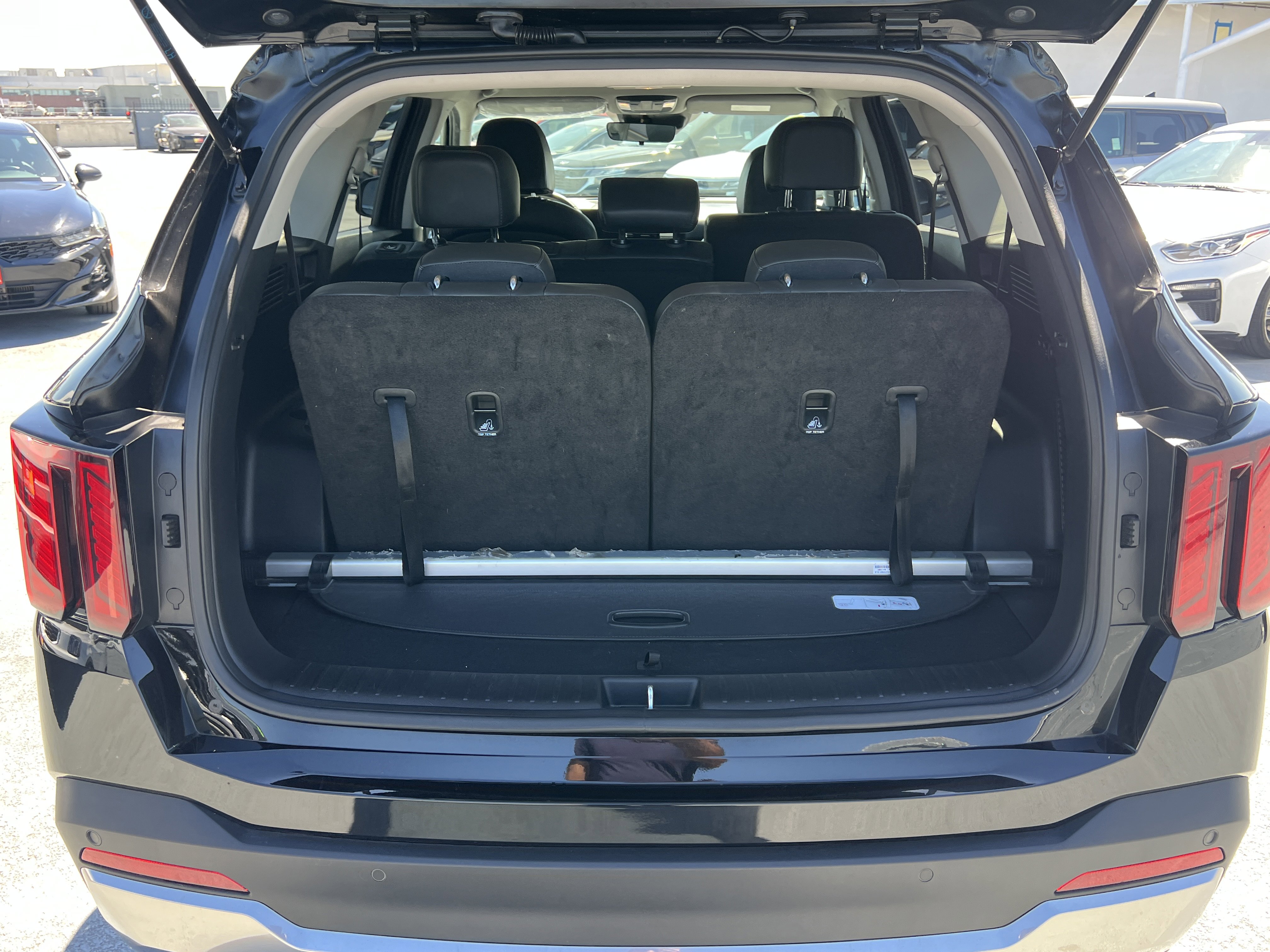 Certified 2025 Kia Sorento S image 20