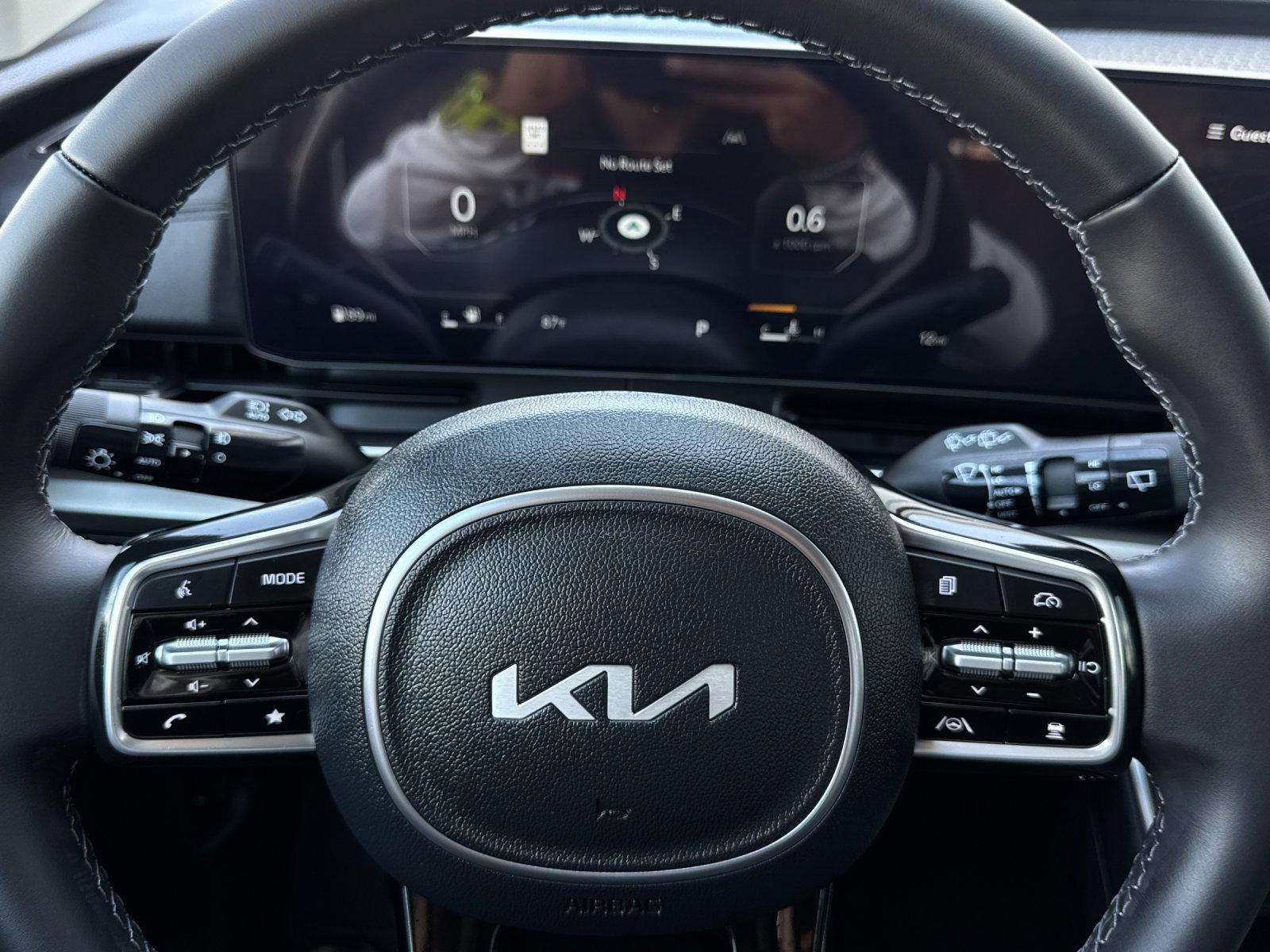 New 2026 Kia Carnival SX image 27