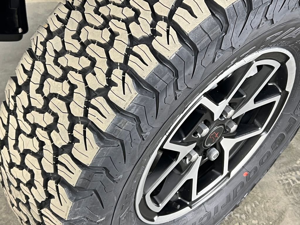 New 2026 Jeep Wrangler Unlimited Rubicon AWD/4WD image 41