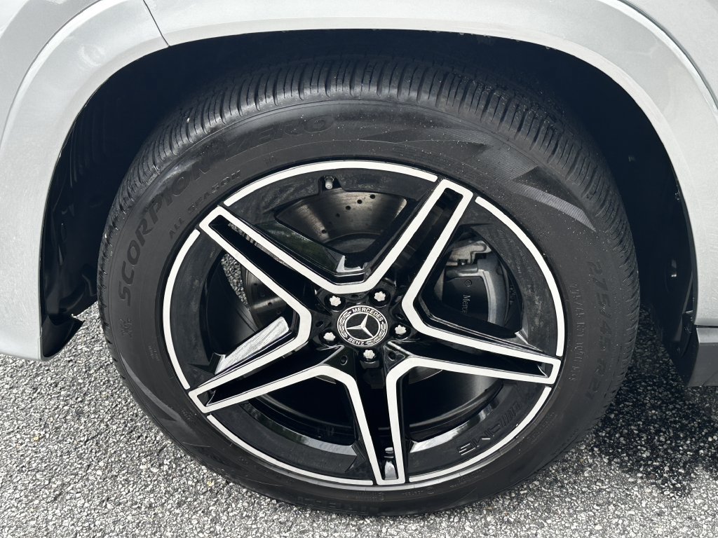 Certified 2026 Mercedes-Benz GLS 450 4MATIC image 13