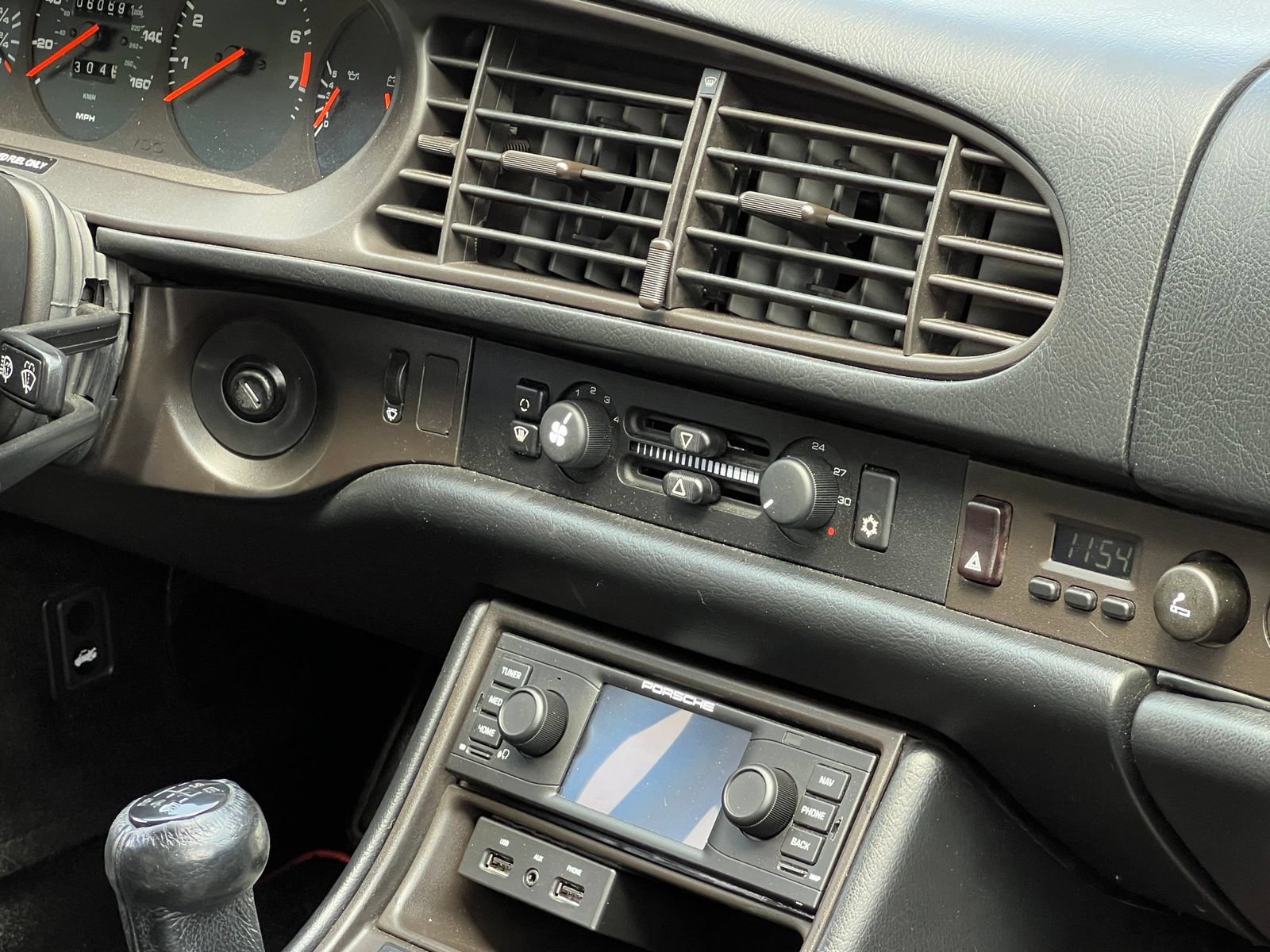 Used 1990 Porsche 944 Cabriolet RWD image 35