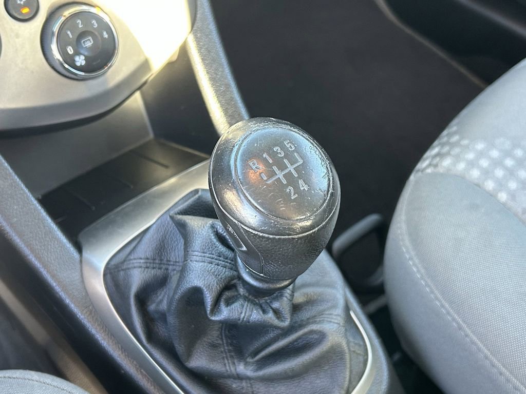 Used 2012 Chevrolet Sonic LS image 22