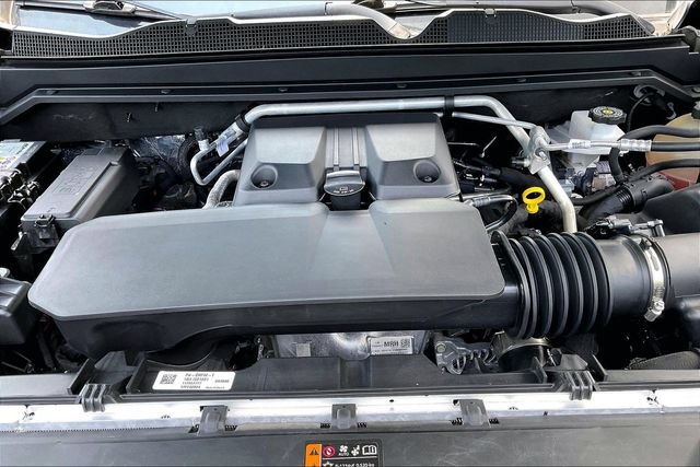 Used 2024 Chevrolet Colorado Trail Boss w/ LPO, Skid Plate Package AWD/4WD image 20