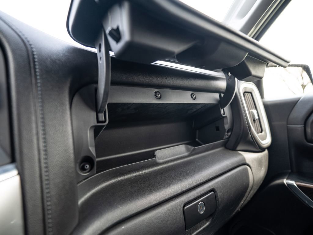 Used 2019 Chevrolet Silverado 1500 LT w/ All-Star Edition AWD/4WD image 37