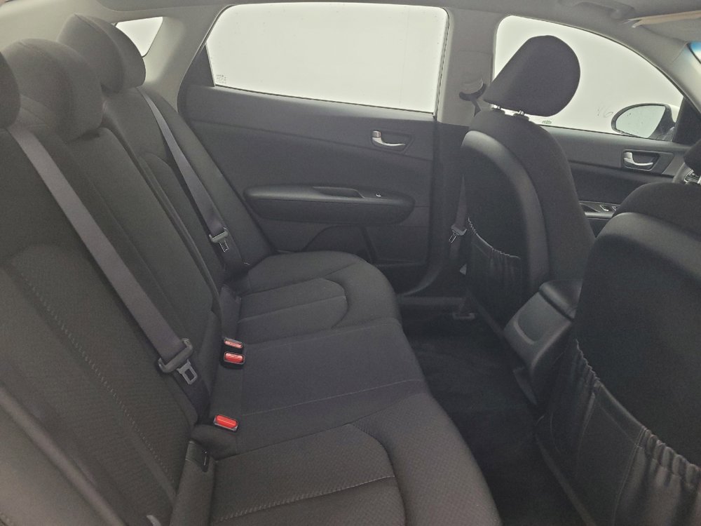 Used 2018 Kia Optima LX image 19
