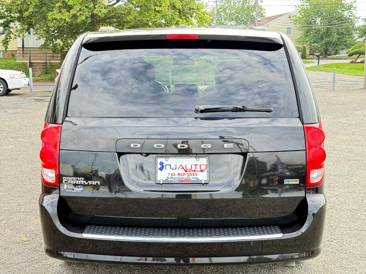 Used 2019 Dodge Grand Caravan SXT image 5