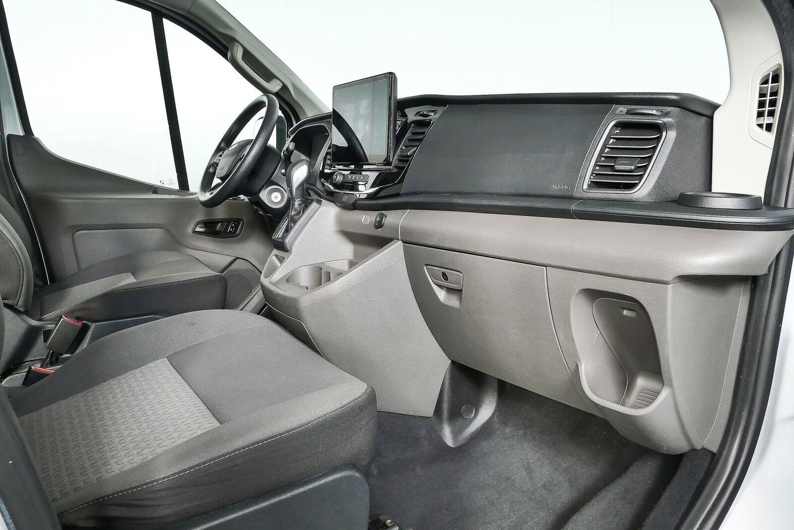 Used 2023 Ford Transit 350 XLT RWD image 19