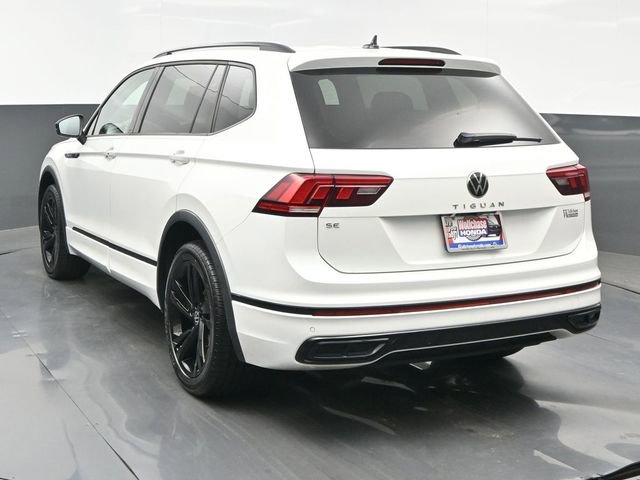 Used 2023 Volkswagen Tiguan SE R-Line FWD image 4