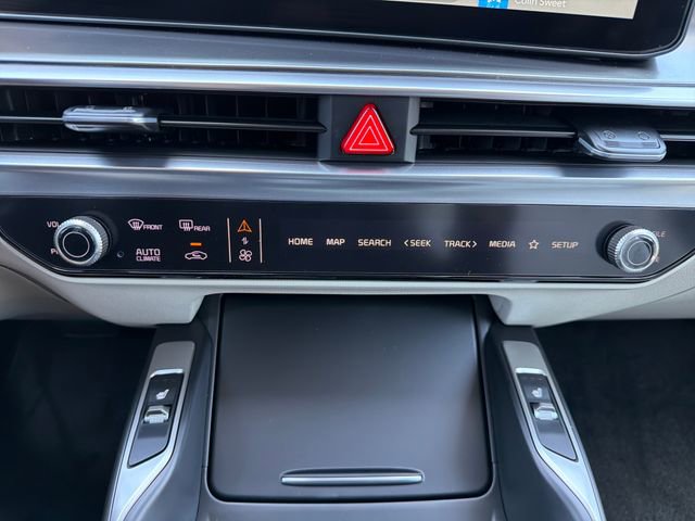 New 2026 Kia Sorento EX FWD image 14