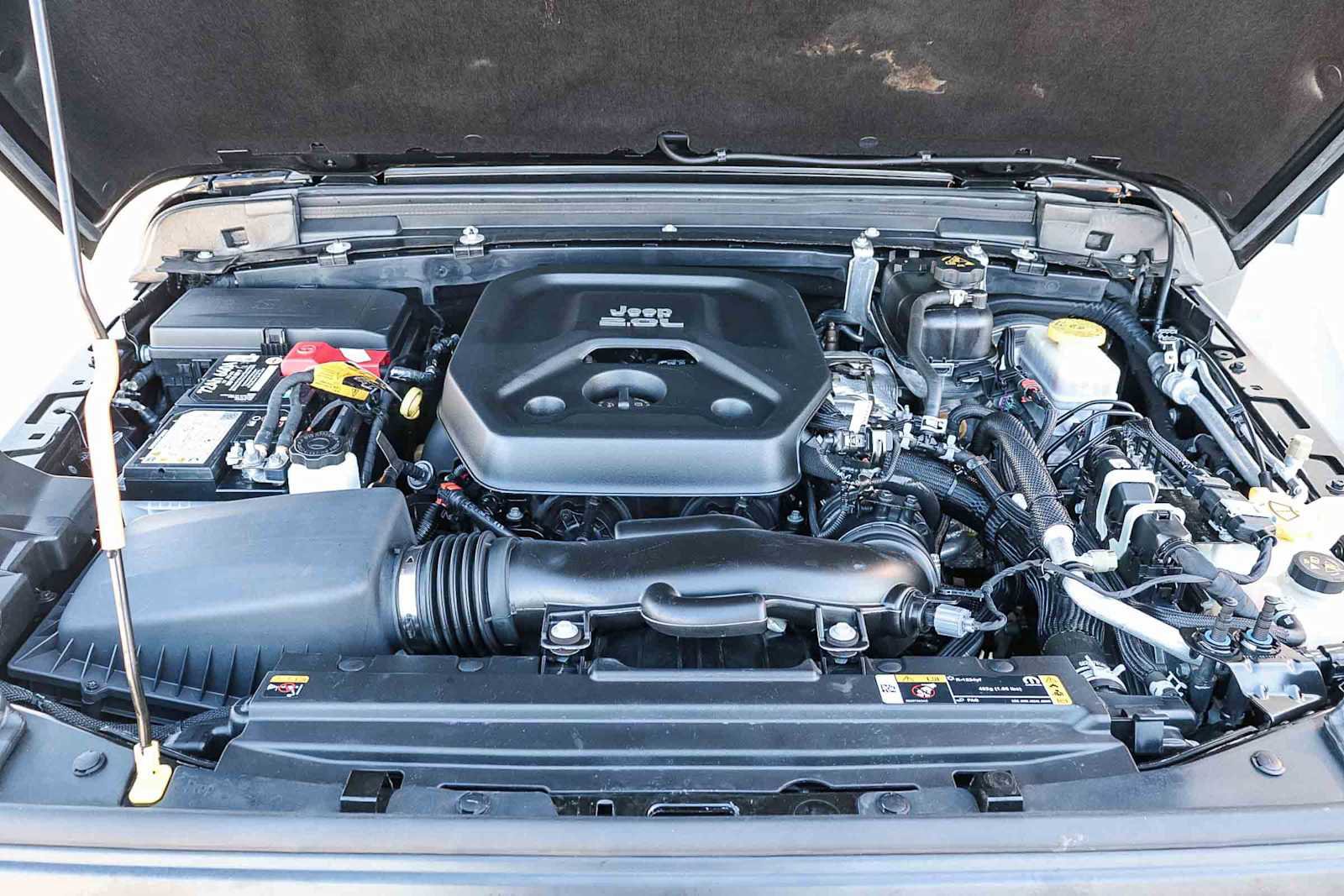 Used 2022 Jeep Wrangler Unlimited Sport image 27