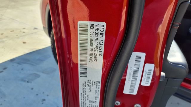 Used 2025 Jeep Compass Trailhawk image 31