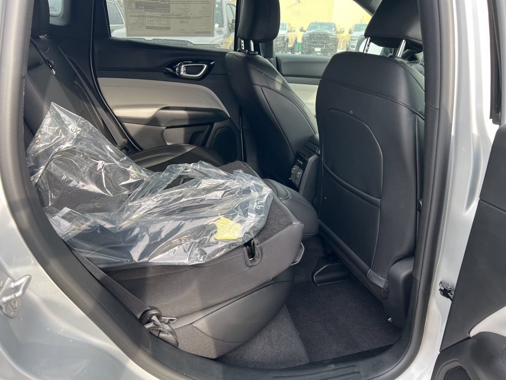 New 2026 Jeep Compass Limited AWD/4WD image 13