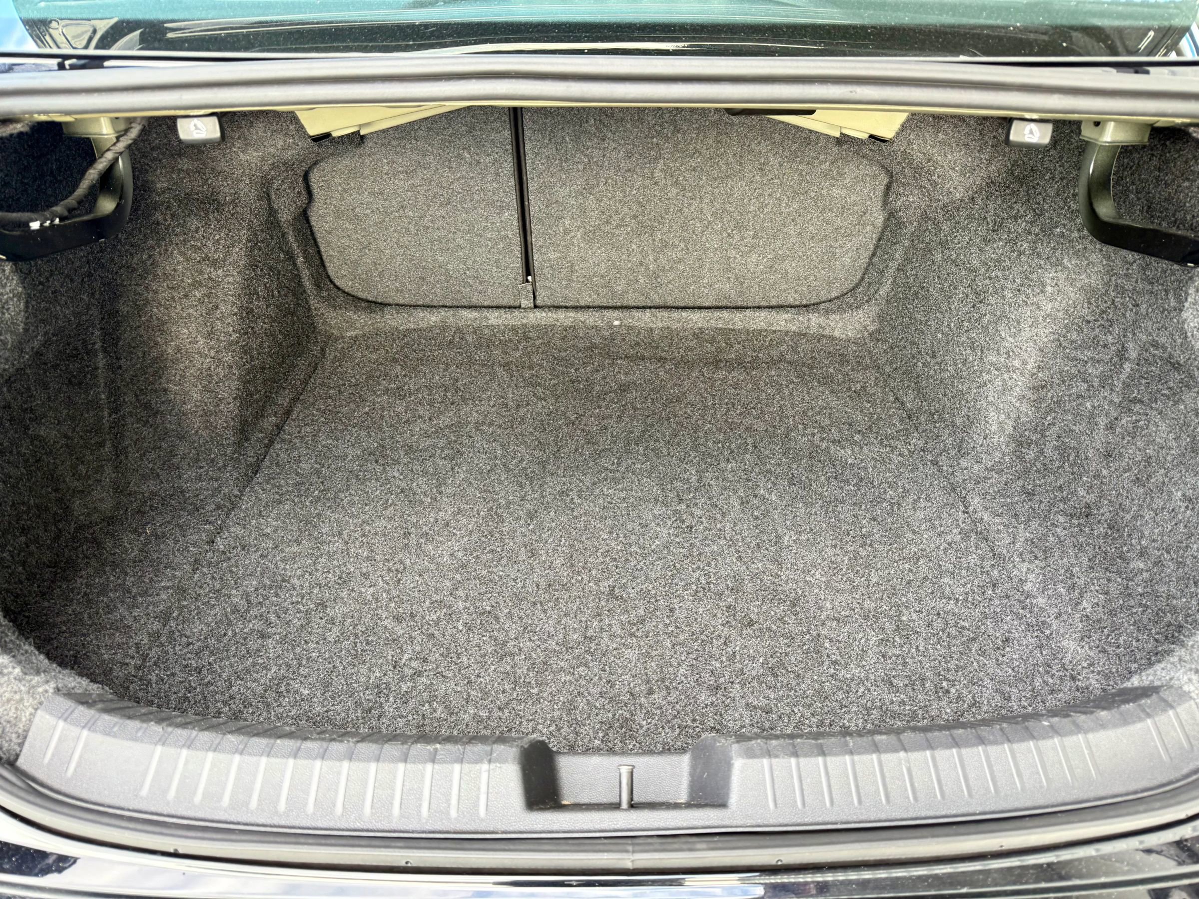 Used 2024 Volkswagen Jetta S image 6