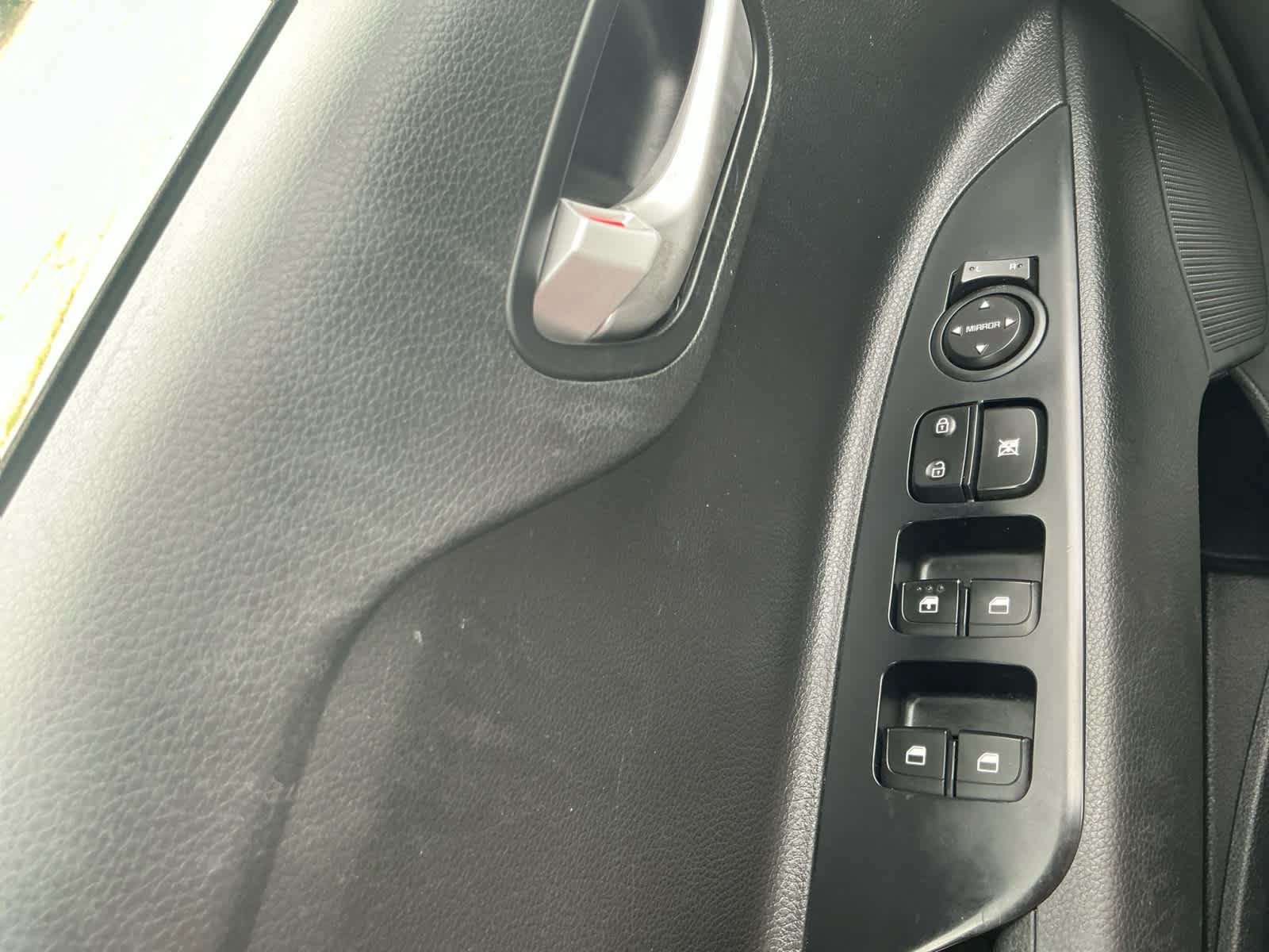 Used 2022 Kia Rio S FWD image 16