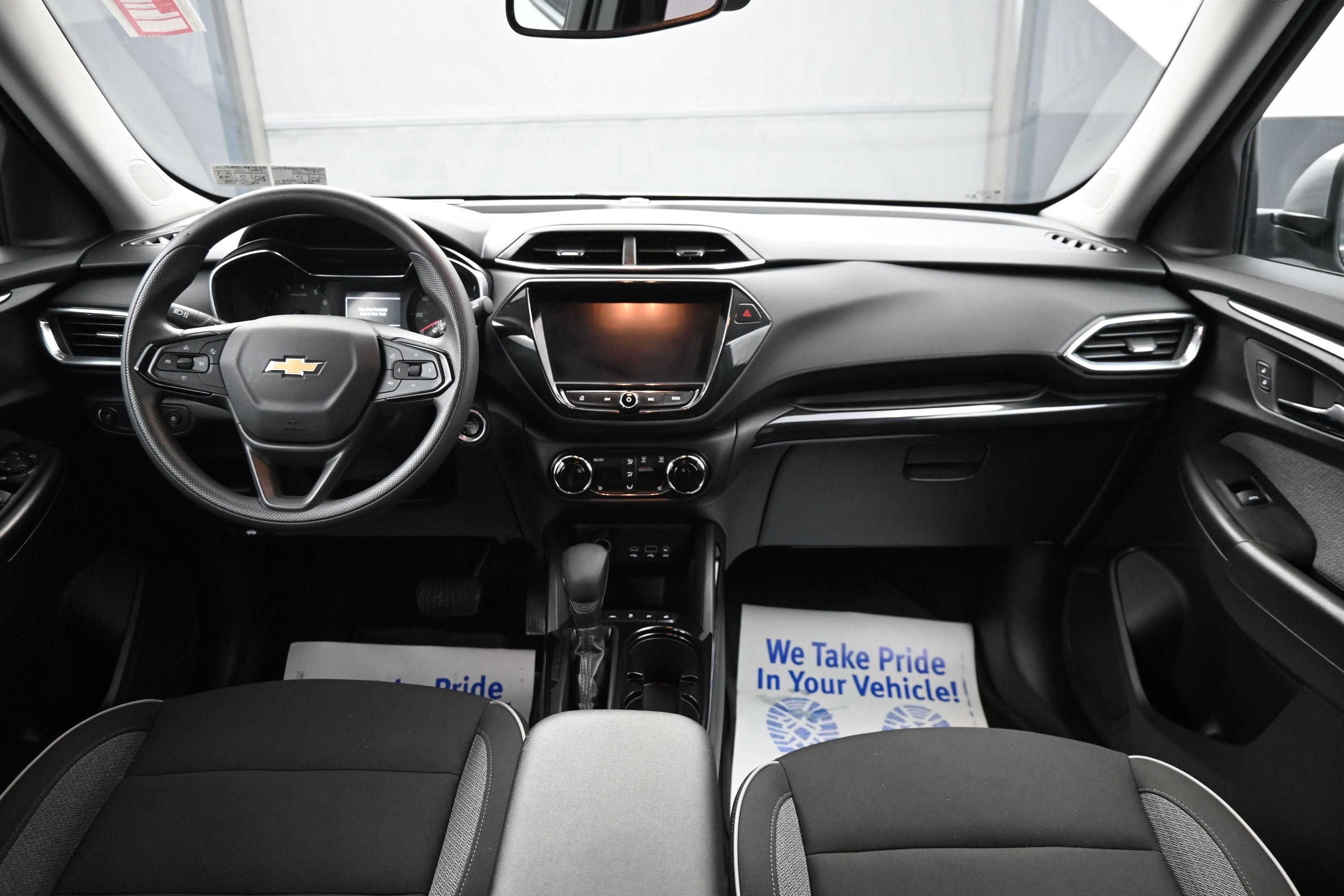 Certified 2023 Chevrolet TrailBlazer LT w/ Convenience Package FWD image 22
