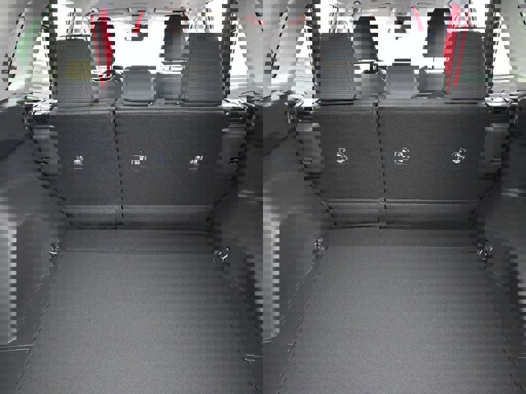 New 2025 Toyota RAV4 LE image 18